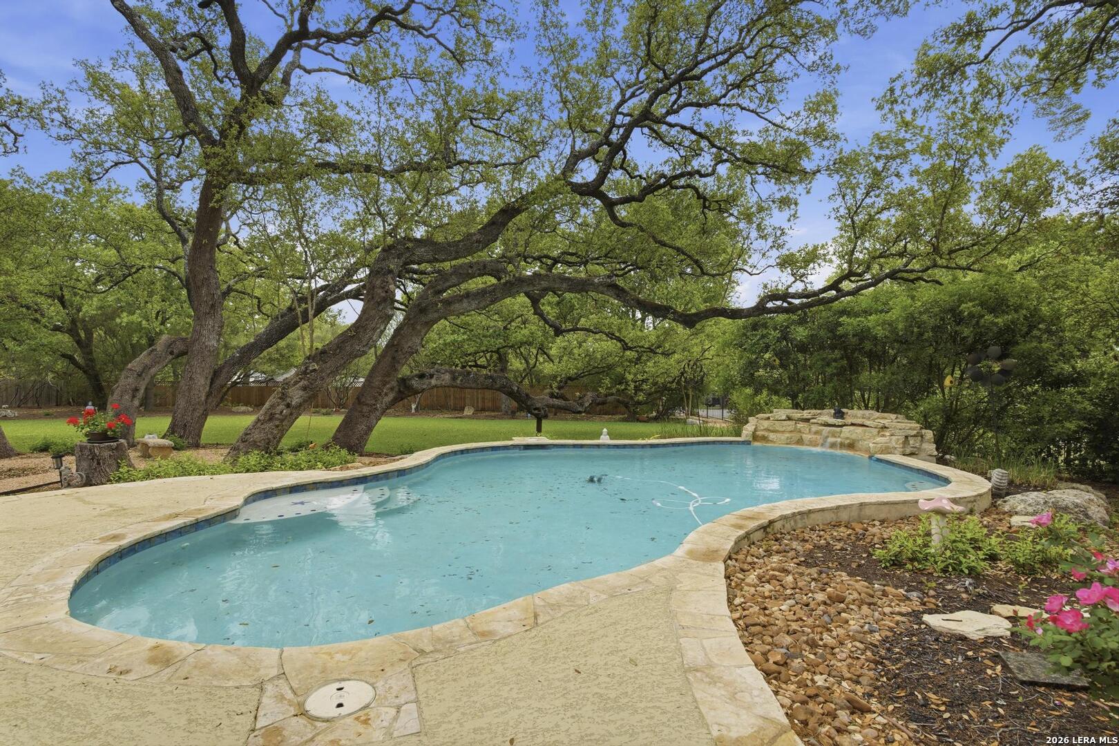 29253 Seabiscuit Drive Fair Oaks Ranch, TX 78015 - Photo 32 of 38