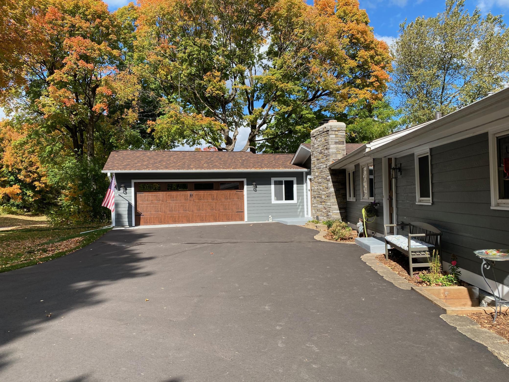 5217 Westmill Road Minnetonka, MN 55345 - Photo 5 of 94 Gallery Image 5