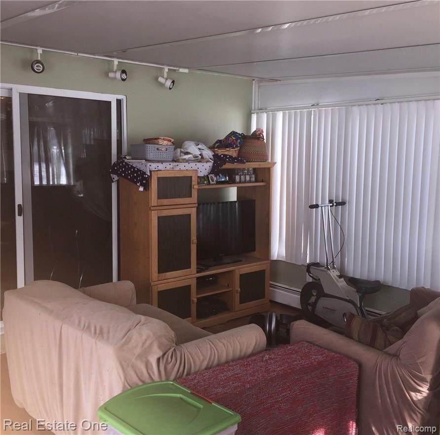61521 Rambling Way South Lyon, MI 48178 - Photo 10 of 13 fullsizeoutput_25bb.jpeg