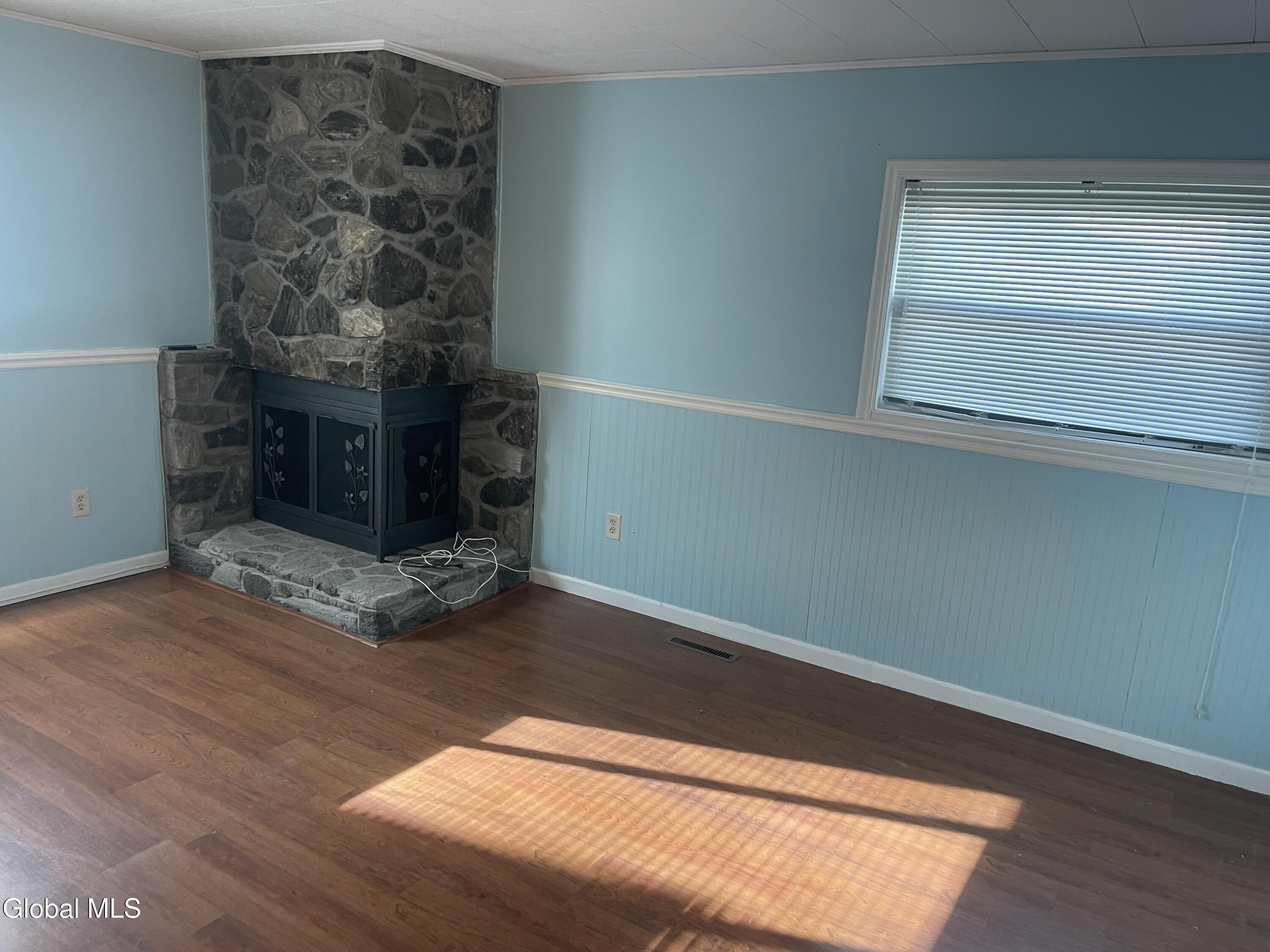 1328 Dewitt Street Schenectady, NY 12303 - Photo 9 of 50 IMG_0448