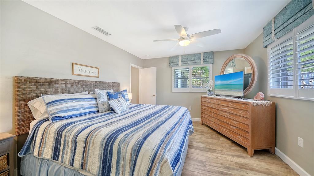 6758 South Lockwood Ridge Road Sarasota, FL 34231 - Photo 33 of 85