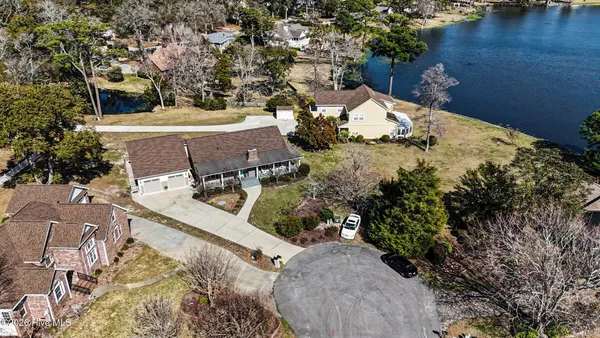 $615,000 | 210 Twin Lakes Court, Sunset Beach, NC 28468