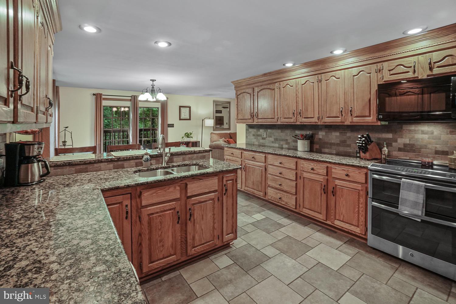 7911 Fingerboard Road Frederick, MD 21704 - Photo 5 of 83