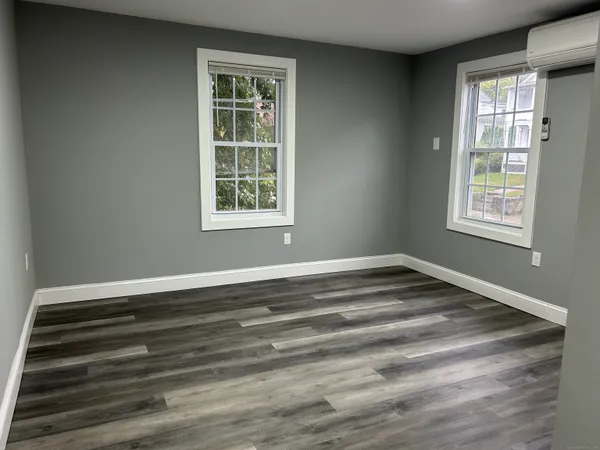 $1,575 | 92-98 Boswell Avenue, Unit 6, Norwich, CT 06360