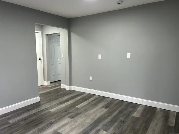 $1,575 | 92-98 Boswell Avenue, Unit 6, Norwich, CT 06360