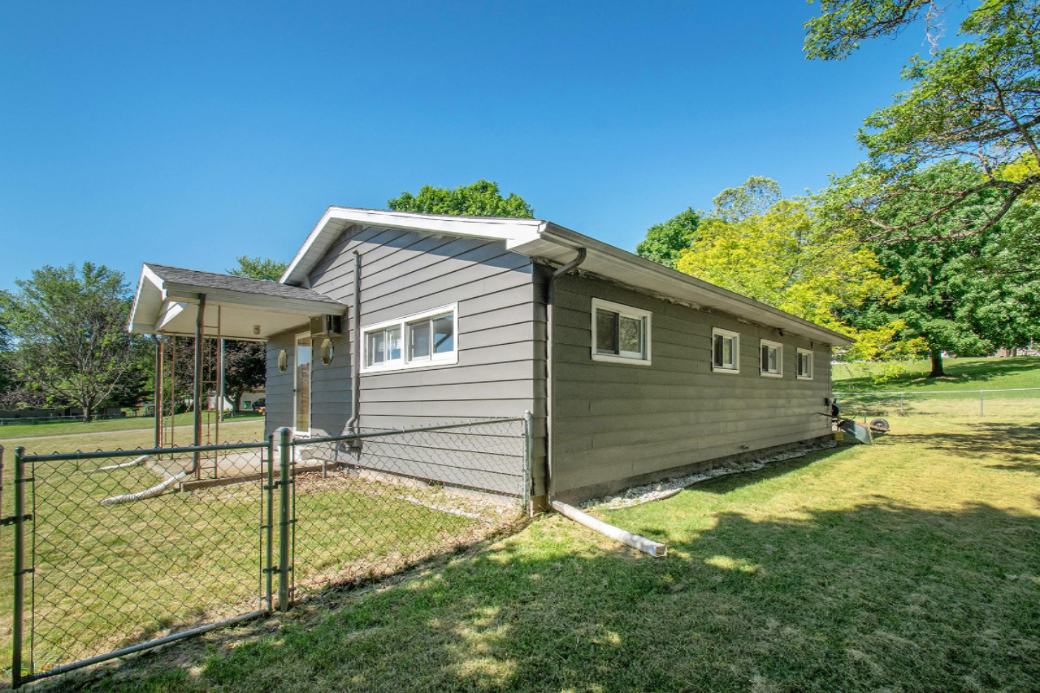 1235 Chapelgate Road Niles, MI 49120 - Photo 19 of 20 DSC_0005