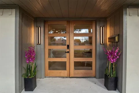 $699,900 | 10427 Carry Back Place, Dallas, TX 75229