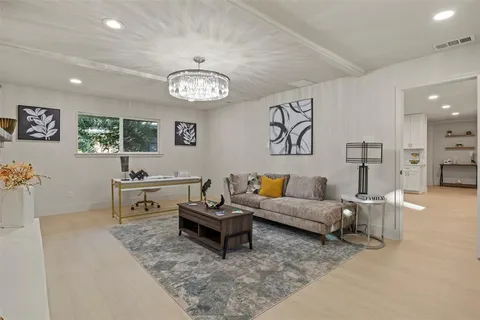 $769,500 | 10427 Carry Back Place, Dallas, TX 75229