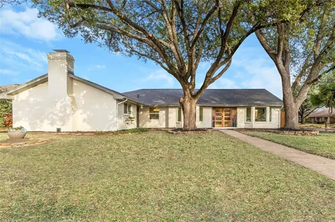 $800,000 | 10427 Carry Back Place, Dallas, TX 75229