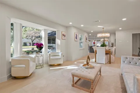 $699,900 | 10427 Carry Back Place, Dallas, TX 75229