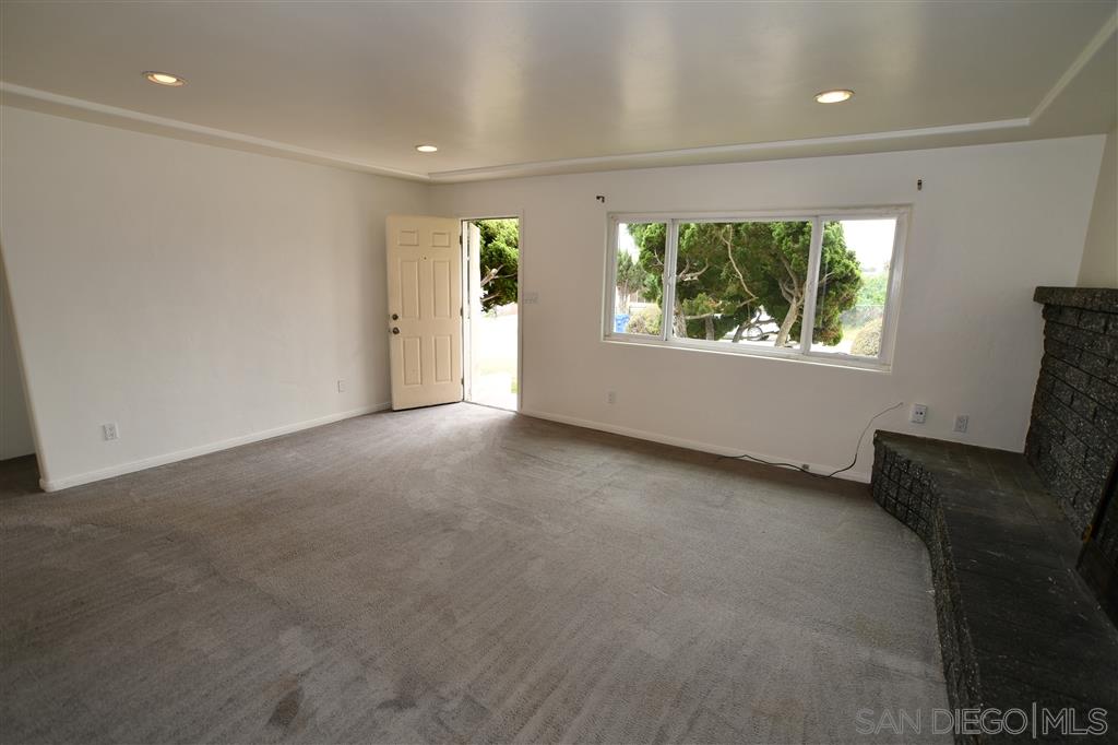 9348 St George Street Spring Valley, CA 91977 - Photo 3 of 24 Gallery Image 3