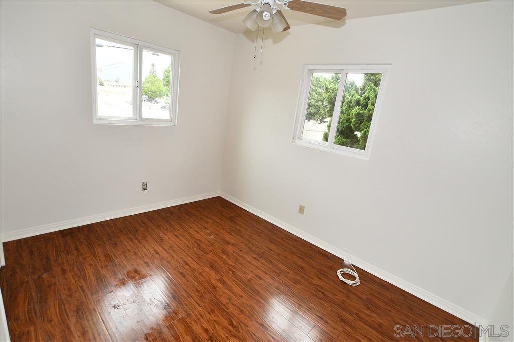 9348 St George Street Spring Valley, CA 91977 - Photo 5 of 24 Gallery Image 5