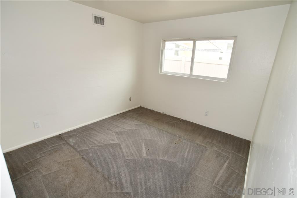 9348 St George Street Spring Valley, CA 91977 - Photo 8 of 24 Gallery Image 8