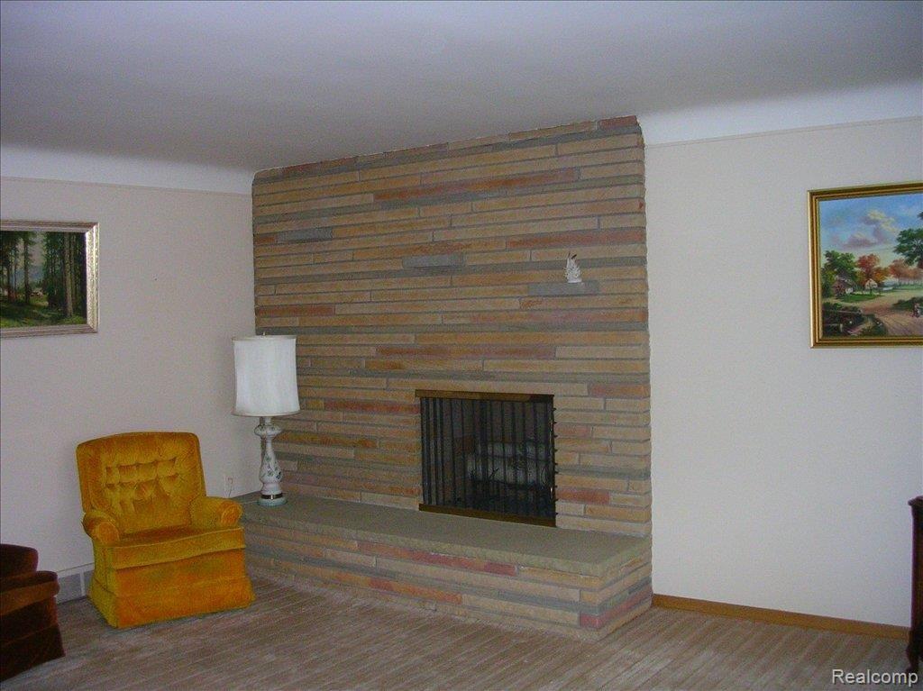 11101 12 Mile Road Warren, MI 48093 - Photo 10 of 15 12 mile 004