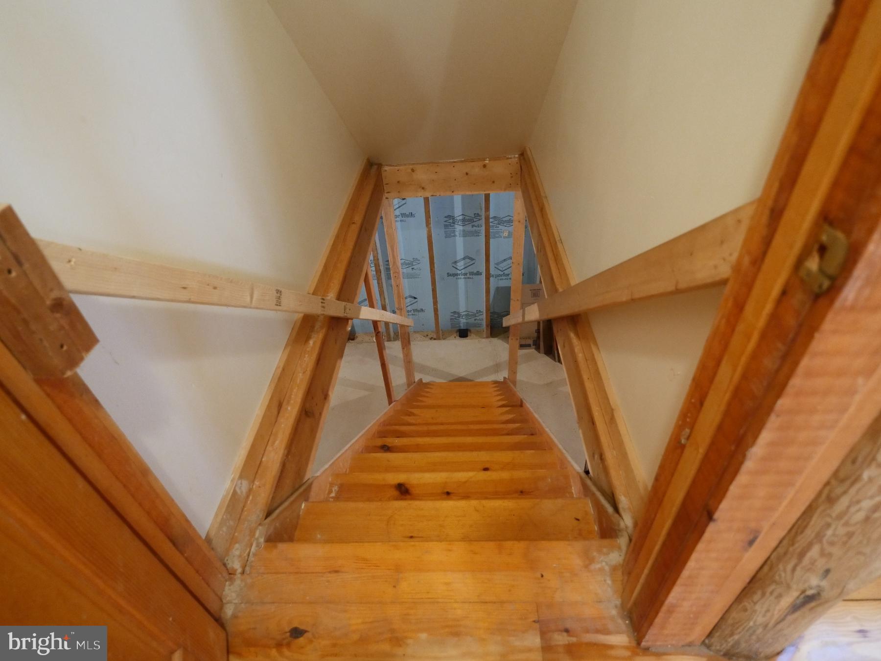 112 Sandy Hill Road Boyertown, PA 19512 - Photo 34 of 37 a view of entryway