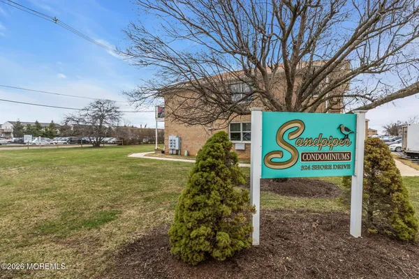 $310,000 | 324 Shore Drive, Unit A4, Highlands, NJ 07732