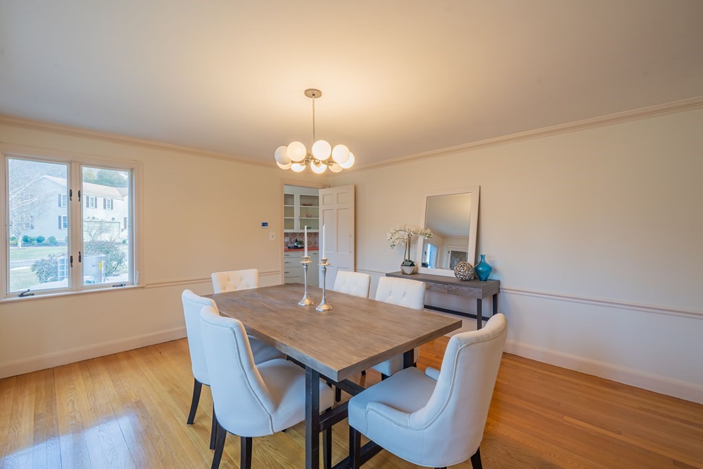 39 Meriam Street Lexington, MA 02420 - Photo 12 of 42 Gallery Image 12