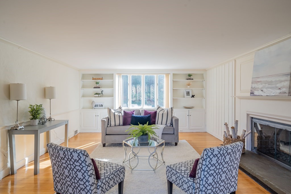 39 Meriam Street Lexington, MA 02420 - Photo 4 of 42 Gallery Image 4