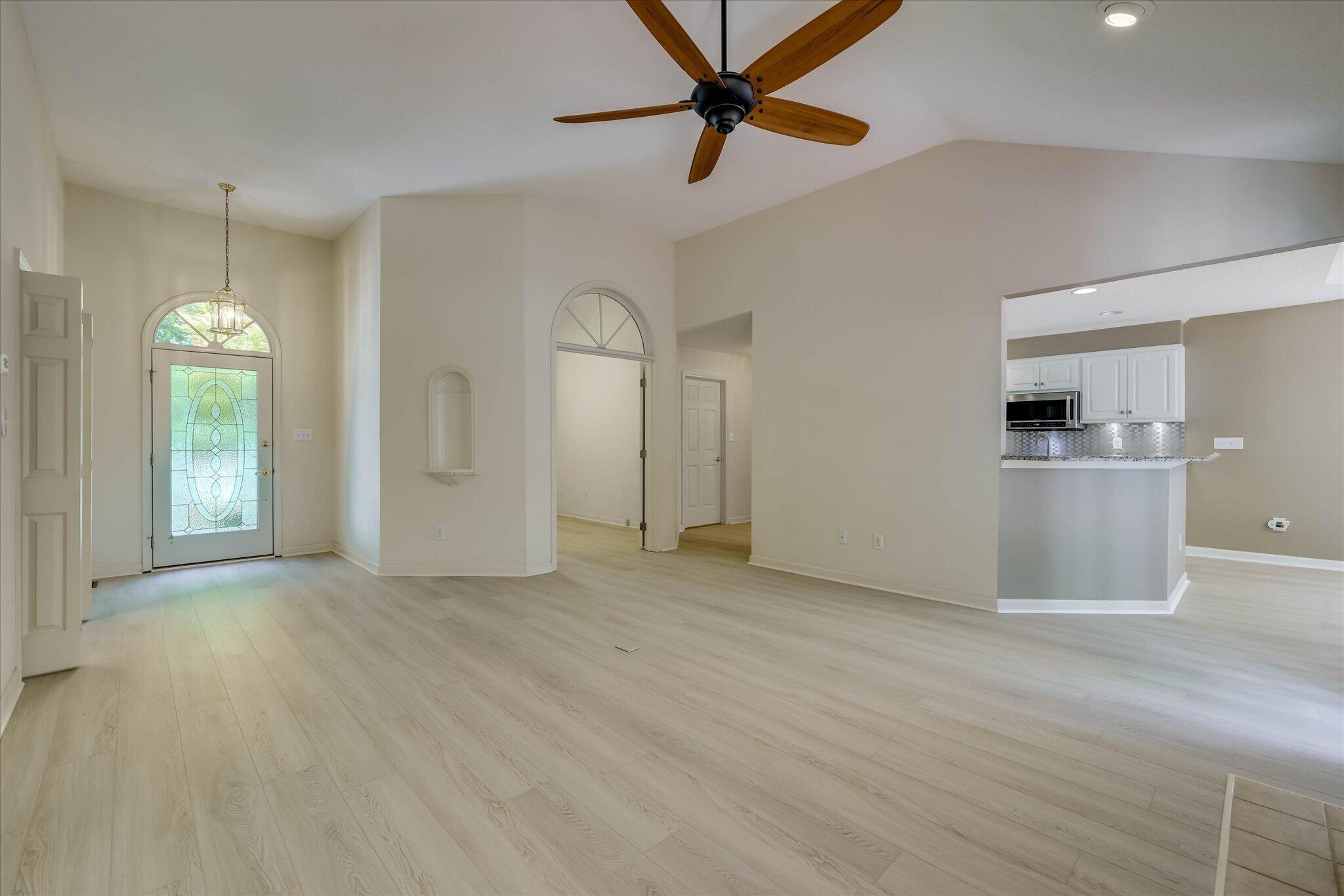 109 Hickory Point McCormick, SC 29835 - Photo 11 of 54 11-111 H