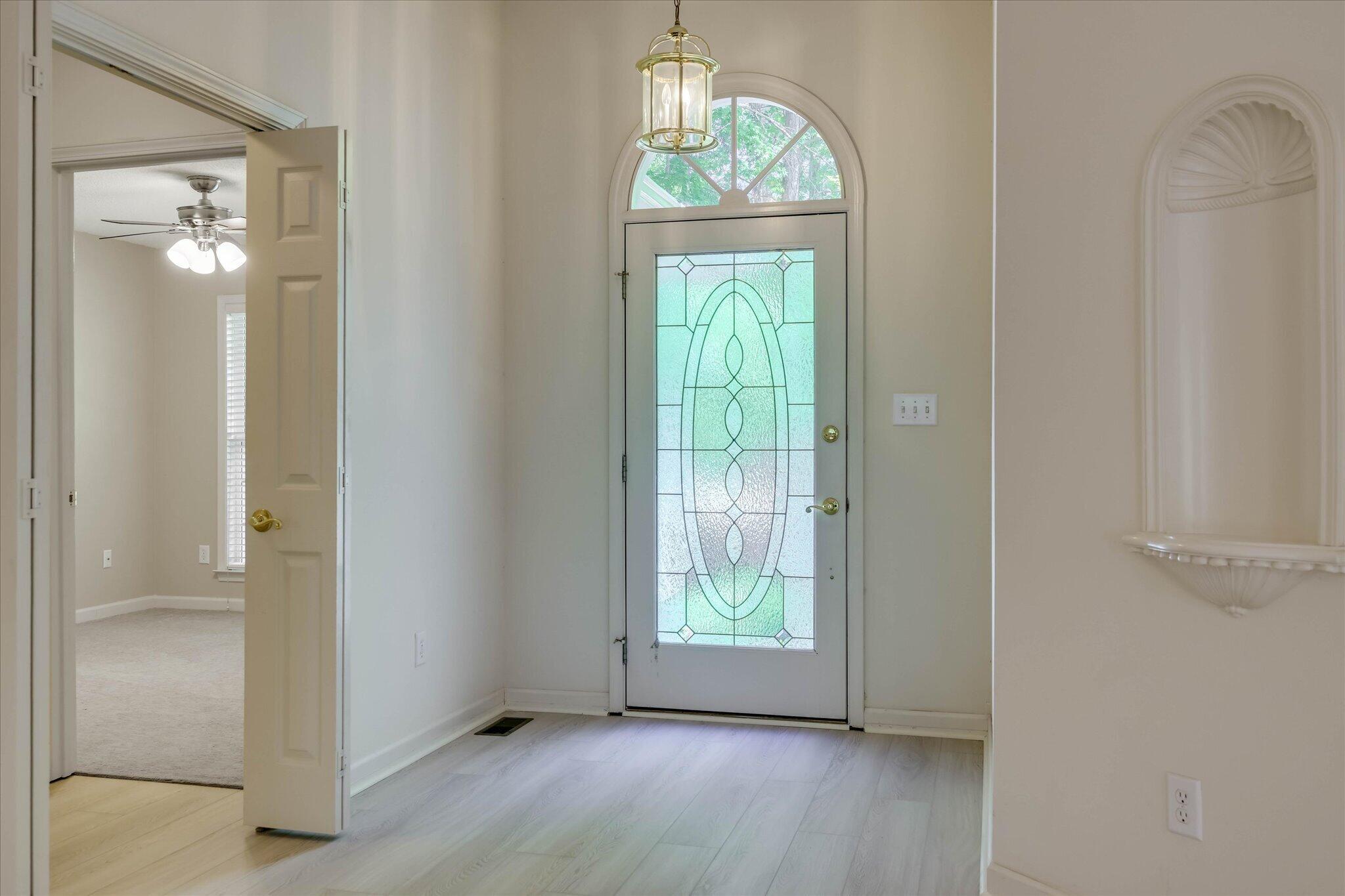 109 Hickory Point McCormick, SC 29835 - Photo 6 of 54 06-106 H