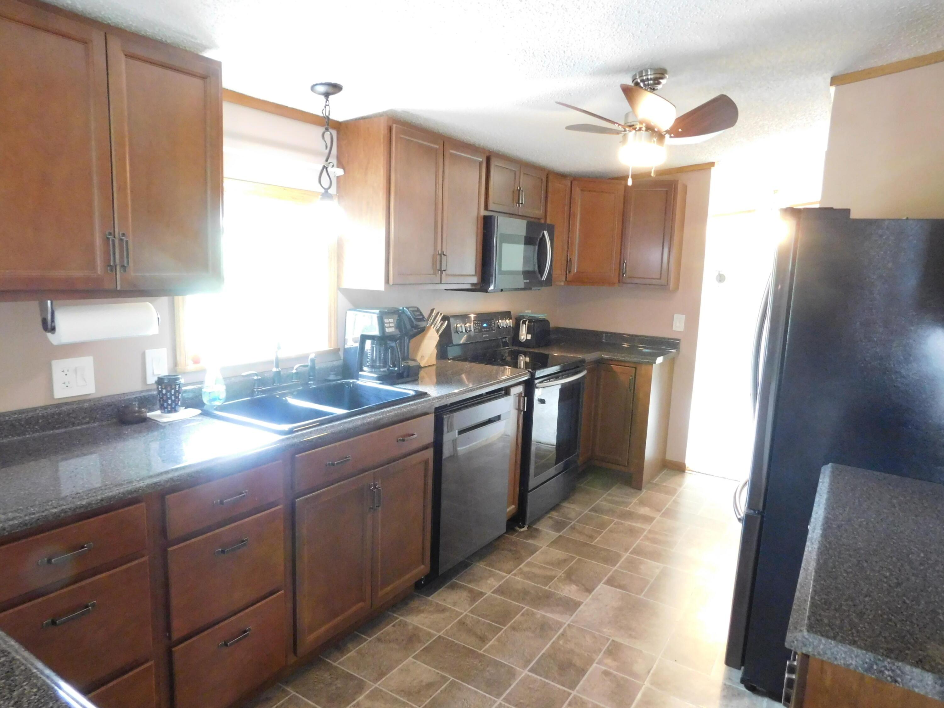 7893 Blacks Road Southwest Pataskala, OH 43062 - Photo 12 of 23