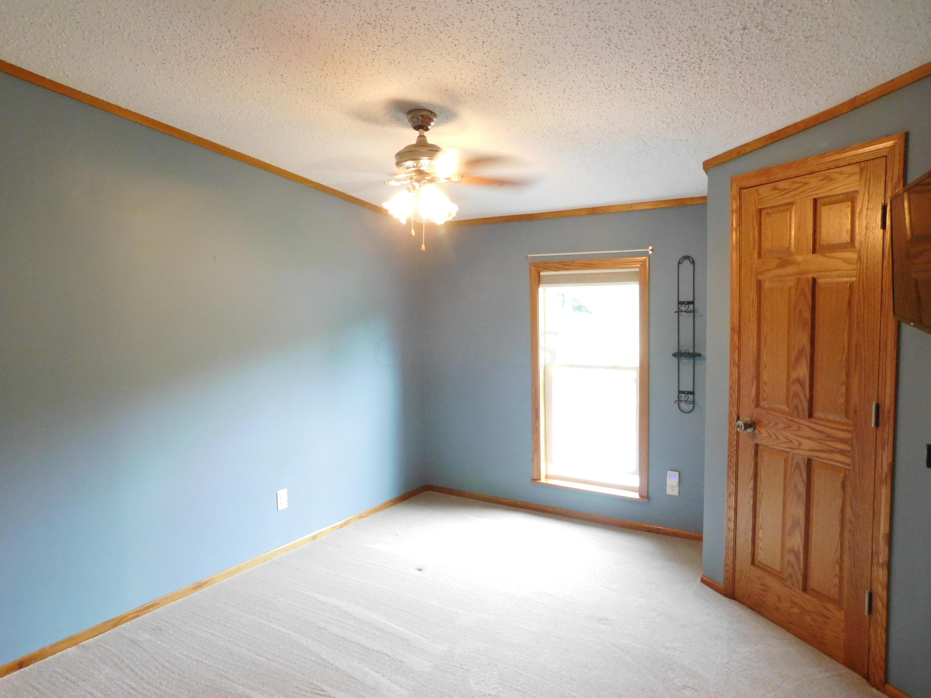 7893 Blacks Road Southwest Pataskala, OH 43062 - Photo 15 of 23