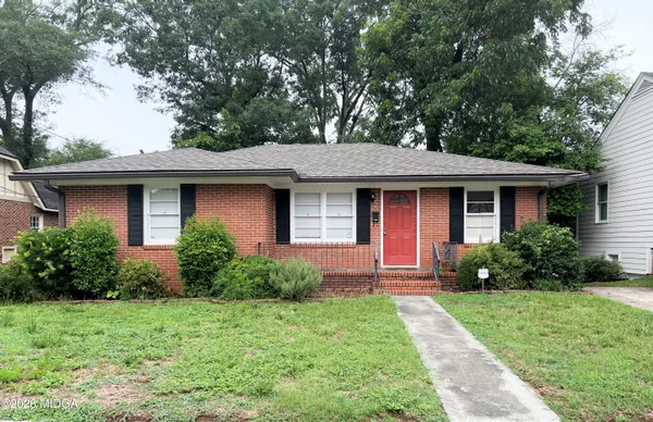 $1,300 | 230 Roycrest Drive, Macon, GA 31204