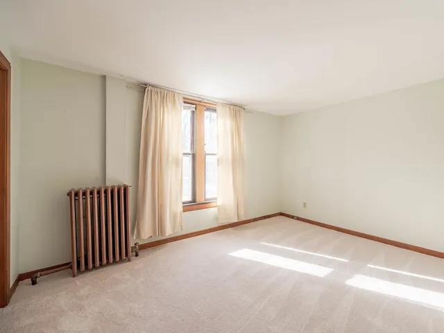 $364,900 | 38 Crissey Avenue, Geneva, IL 60134