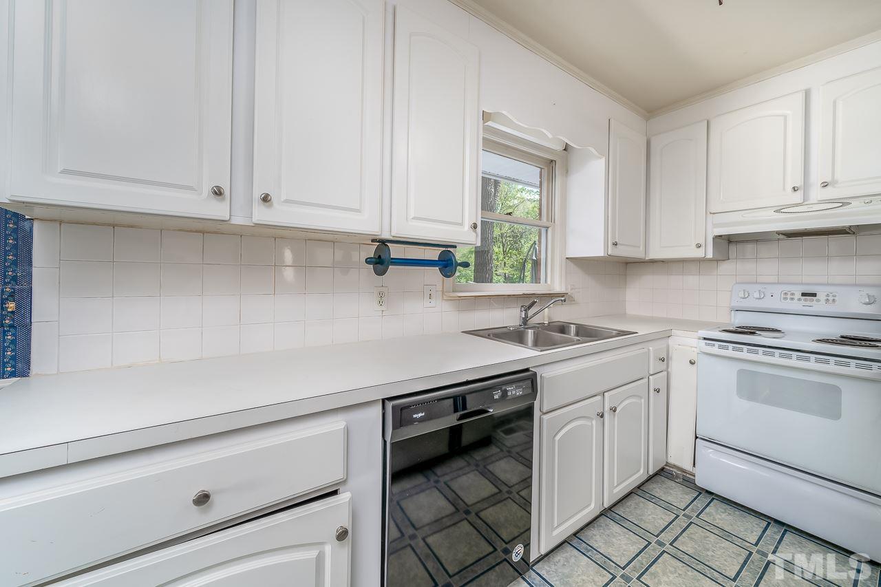 4721 Forestdale Road Raleigh, NC 27603 - Photo 9 of 30