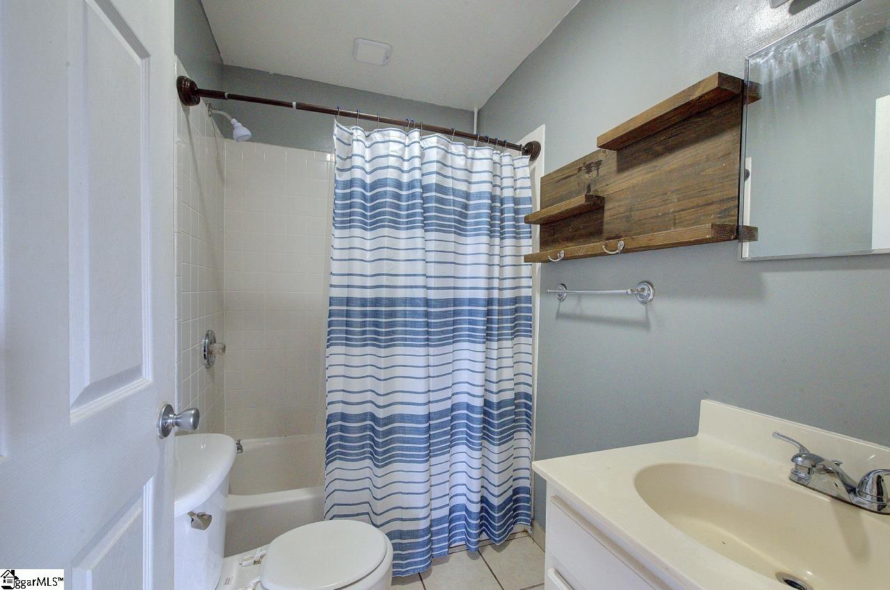 325 Rock Quarry Road Travelers Rest, SC 29690 - Photo 22 of 35