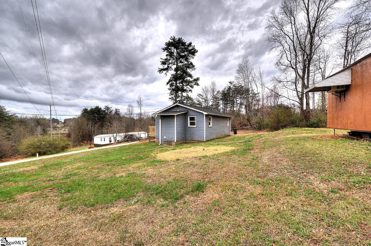 325 Rock Quarry Road Travelers Rest, SC 29690 - Photo 32 of 35