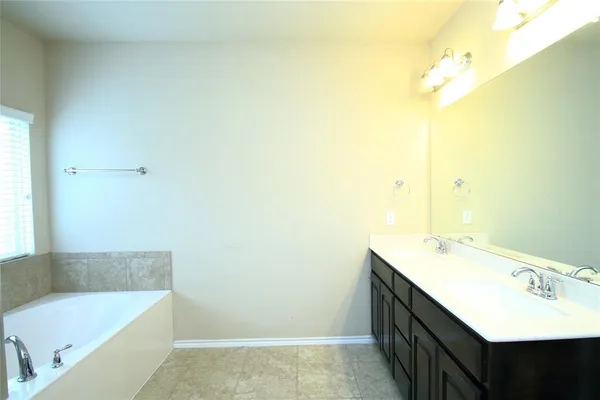 $2,000 | 4817 Green River Drive, Denton, TX 76208