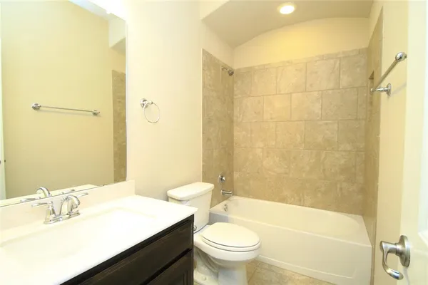 $2,000 | 4817 Green River Drive, Denton, TX 76208