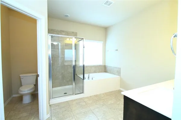 $2,000 | 4817 Green River Drive, Denton, TX 76208