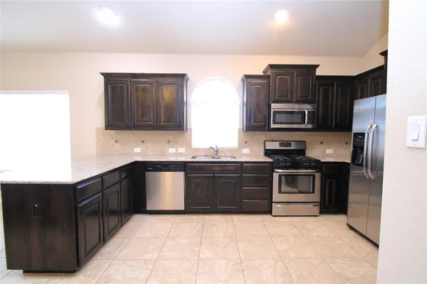 $2,000 | 4817 Green River Drive, Denton, TX 76208