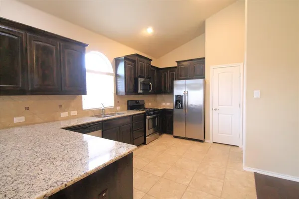 $2,000 | 4817 Green River Drive, Denton, TX 76208