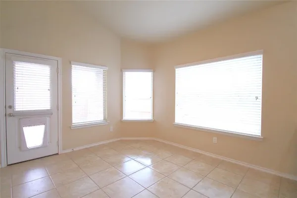 $2,000 | 4817 Green River Drive, Denton, TX 76208