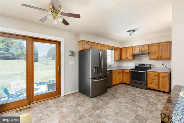 $374,900 | 302 Montana Court, Bunker Hill, WV 25413