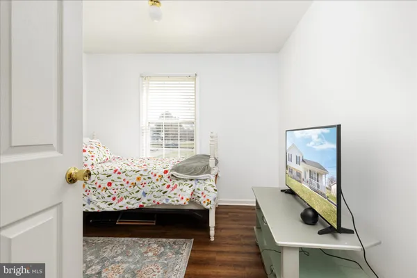 $374,900 | 302 Montana Court, Bunker Hill, WV 25413