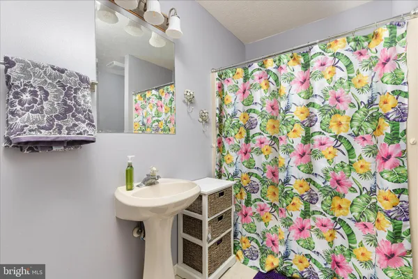 $374,900 | 302 Montana Court, Bunker Hill, WV 25413