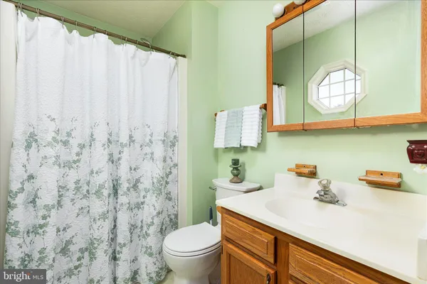 $374,900 | 302 Montana Court, Bunker Hill, WV 25413