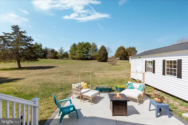 $374,900 | 302 Montana Court, Bunker Hill, WV 25413