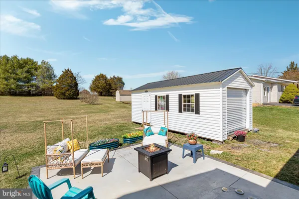 $374,900 | 302 Montana Court, Bunker Hill, WV 25413