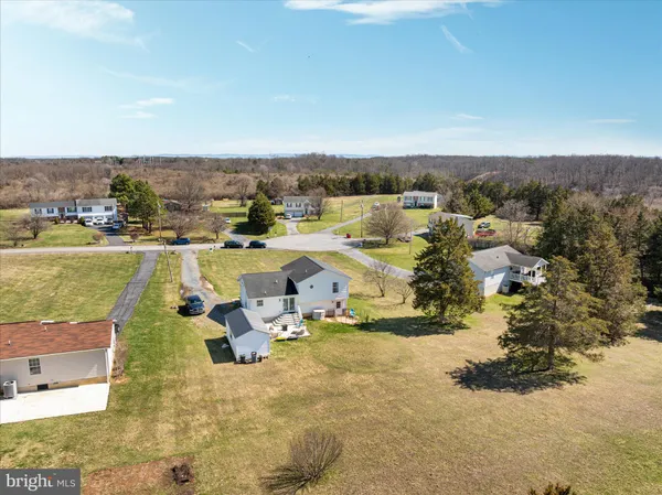 $374,900 | 302 Montana Court, Bunker Hill, WV 25413