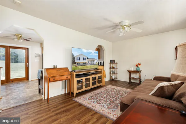 $374,900 | 302 Montana Court, Bunker Hill, WV 25413