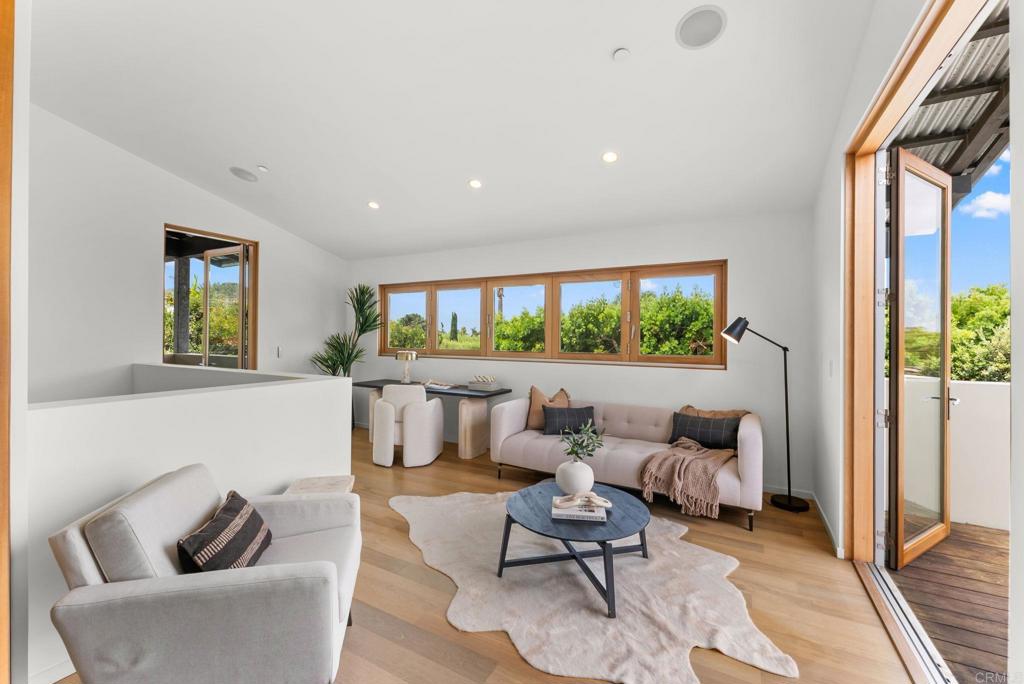 1866 Sheridan Road Encinitas, CA 92024 - Photo 47 of 75 Primary Suite