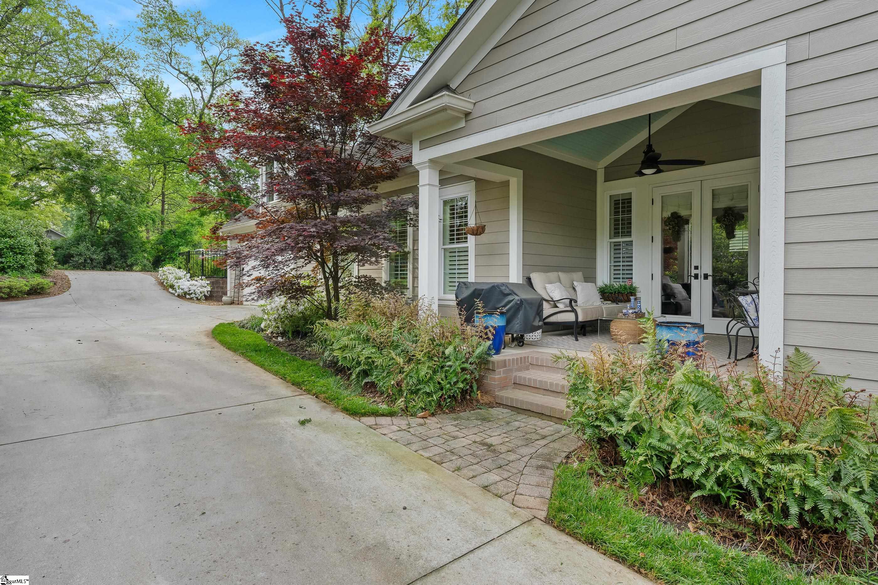 307 Grove Road Greenville, SC 29605 - Photo 29 of 35