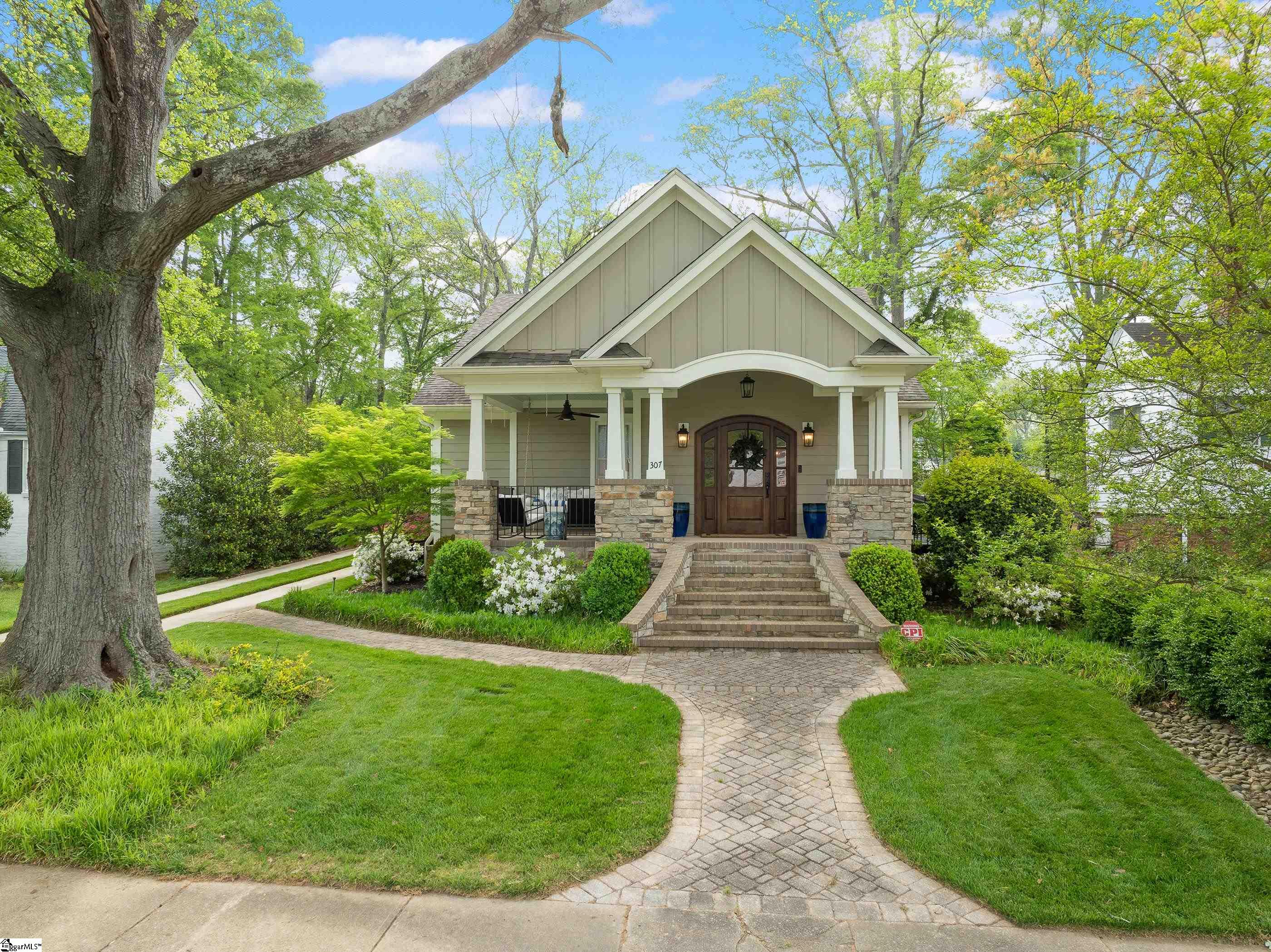 307 Grove Road Greenville, SC 29605 - Photo 3 of 35