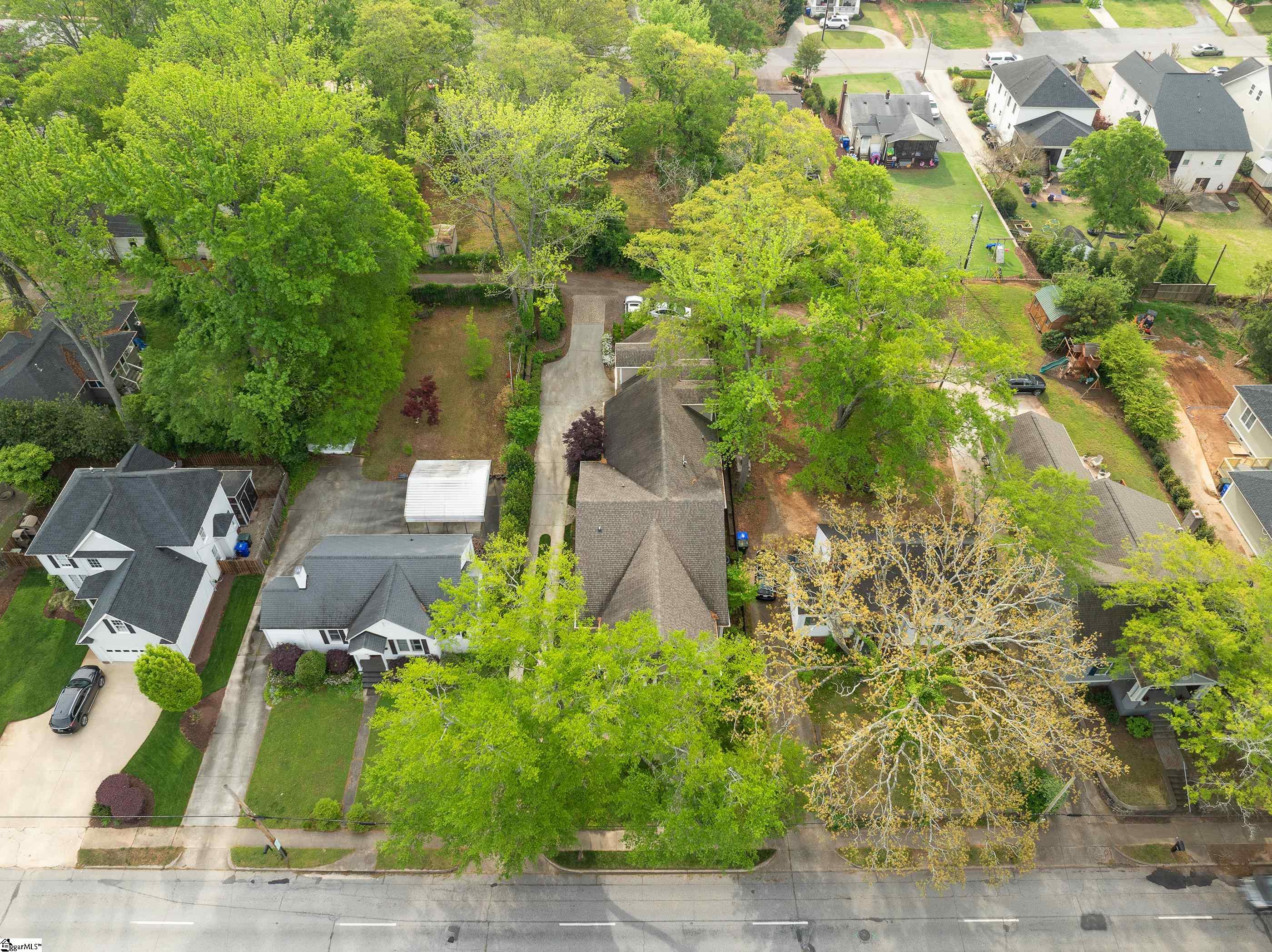 307 Grove Road Greenville, SC 29605 - Photo 33 of 35