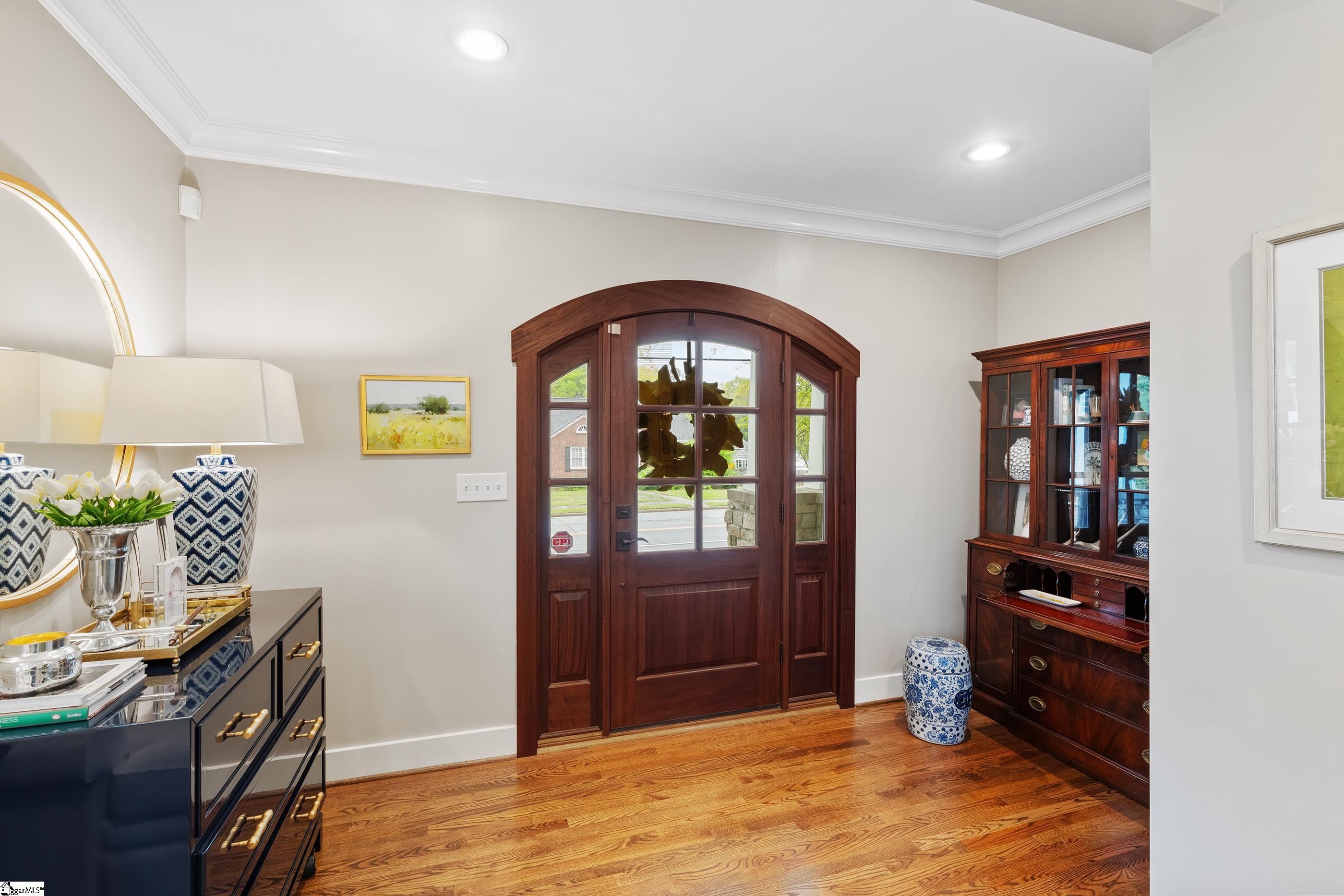307 Grove Road Greenville, SC 29605 - Photo 4 of 35